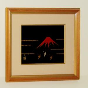 輪島塗 漆額(パネル) -赤富士・飛び鶴の蒔絵仕上げ- [黒色] 梨地、木枠