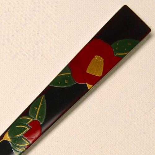 輪島塗 扇子形 かんざし -椿の蒔絵仕上げ- [黒タメ色] 切り金入り
