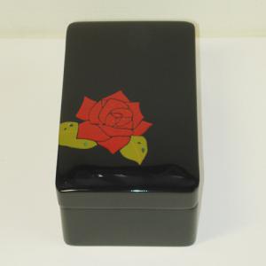 輪島塗 小箱 角型 印籠蓋式 -薔薇の高蒔絵仕上げ- [内外面とも黒色] 螺鈿( ラデン )入り